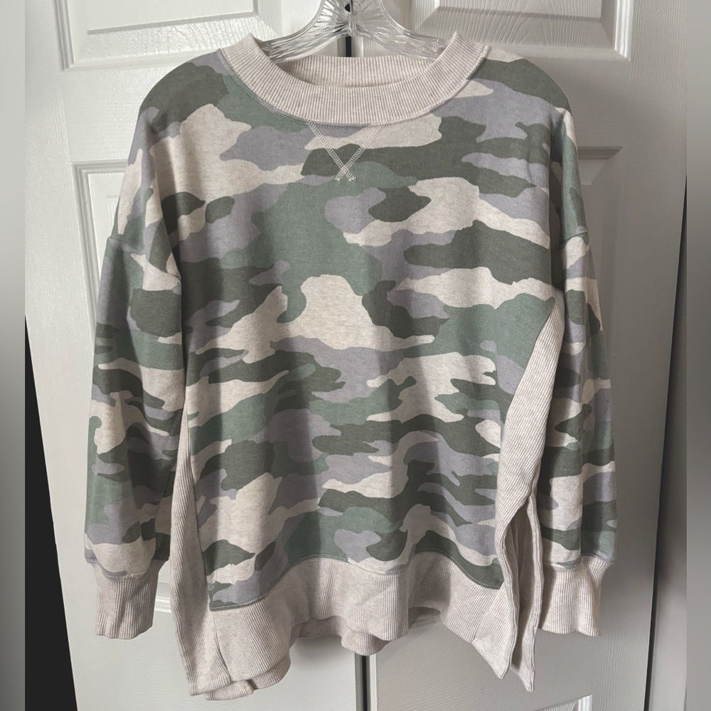 Aerie camo crewneck